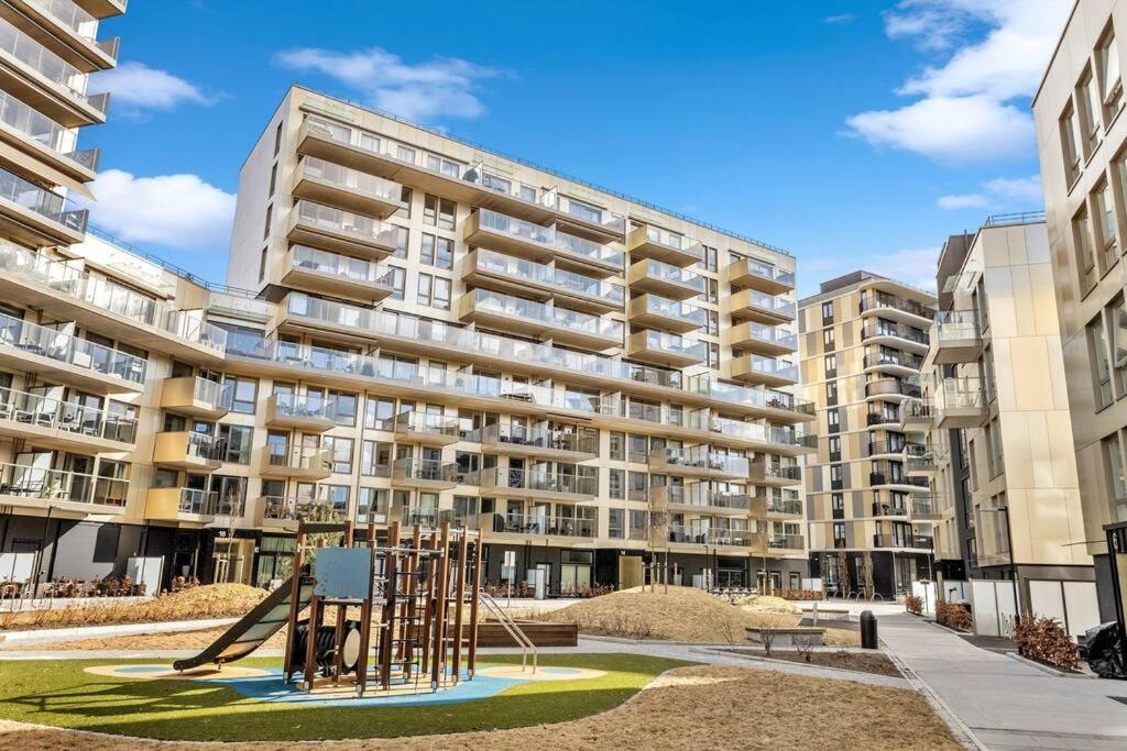 Apartamento Nydalen/Storo- Ved T-Banestasjon Oslo Exterior foto